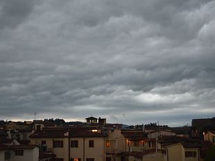 maltempo-in-toscana-risveglio-sotto-lacqua