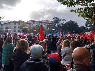 protesta-anti-governo-le-manifestazioni-a-firenze