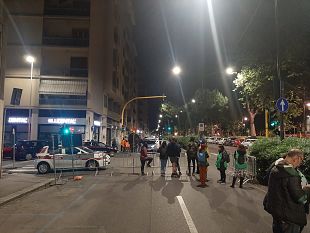 viale-redi-rinviato-anche-stanotte-labbattimento-dei-pini