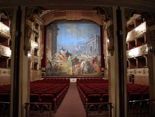 b005121741-l-accademia-teatrale-di-firenze-mette-in-scena-il-faust-di-goethe