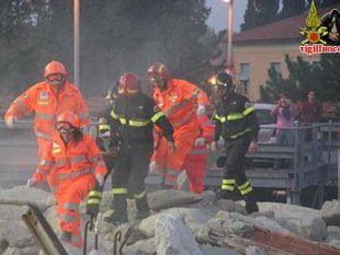 greve-in-chianti-esplode-casa-due-morti-e-un-disperso