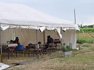 b302011341-notte-all-aperto-in-garfagnana-per-paura-di-nuove-scosse