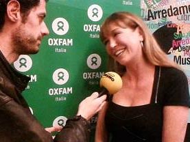 b310201304-fiera-di-firenze-in-fortezza-ai-fornelli-con-tessa-gelisio-per-oxfam-video