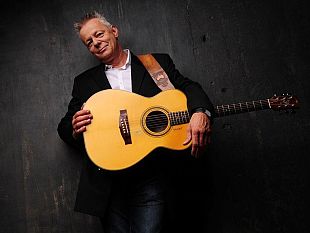 b307062020-teatro-romano-fiesole-una-leggenda-della-sei-corde