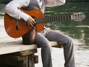 a901212339-musica-tonino-carotone-a-firenze-per-presentare-il-suo-ultimo-album