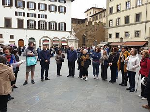 tutti-insieme-a-piedi-a-san-lorenzo-la-camminata-di-quartiere-per-osservare-la-vita-nel-rione