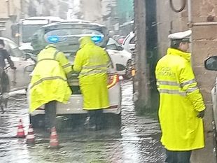 nonna-bloccata-in-terrazza-nipotino-chiuso-in-casa-arrivano-i-vigili