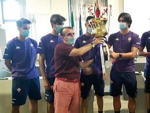 la-primavera-viola-festeggiata-in-consiglio-comunale