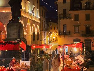 sarteano-paese-dei-presepi-mostra-diffusa-a-ingresso-libero