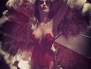 burlesque-con-lartista-beau-rocks