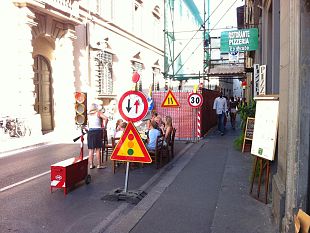 turisti-a-firenze-lo-scandalo-del-pranzo-in-cantiere