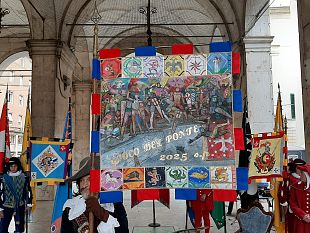gioco-del-ponte-presentato-a-pisa-il-palio-della-vittoria
