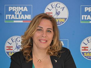 minacce-e-liti-alla-piscina-costoli