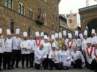 1000-cuochi-a-firenze-oggi-la-chiusura-del-congresso-nazionale-nel-salone-dei-cinquecento