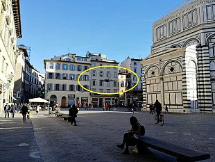 drone-in-volo-tra-battistero-e-duomo-turisti-fermati-per-mancata-autorizzazione-enac