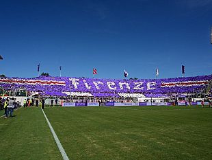 corteo-viola-clamorosa-protesta-dei-tifosi-per-lo-stadio