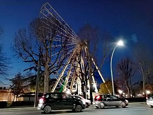 fortezza-smontaggio-ruota-panoramica-in-corso