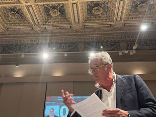 bambagioni-lista-schmidt-fragile-e-fatta-da-inesperti-cooptati-per