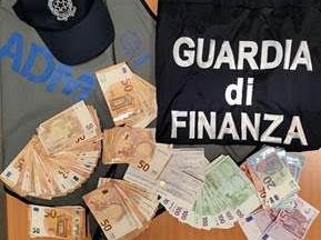 aeroporto-passeggero-con-260mila-euro-scatta-il-sequestro