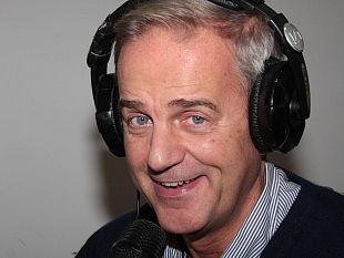 b211271559-le-divertenti-verita-sulla-crisi-con-floris-e-bertolino-video