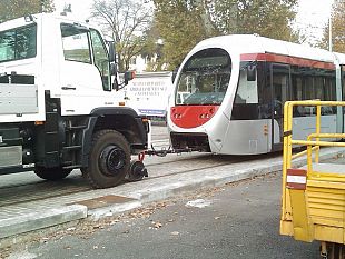 a911222136-il-raglio-del-tram