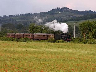 b303032207-primavera-la-stagione-giusta-per-scoprire-la-bellezza-delle-terre-di-siena