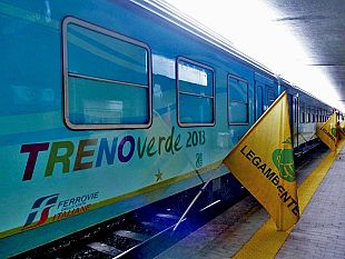 b303241604-il-treno-verde-2013-arriva-a-firenze