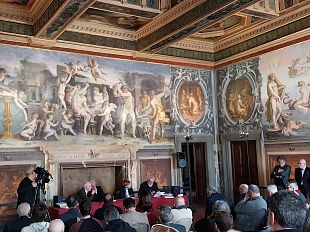 per-la-prima-volta-raccolti-i-codici-fondamentali-del-diritto-del-xiv