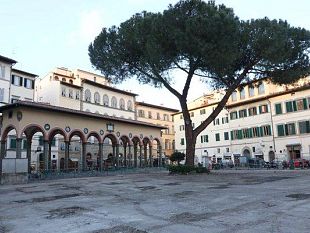 fumetti-e-vintage-torna-il-mercatino-di-piazza-dei-ciompi