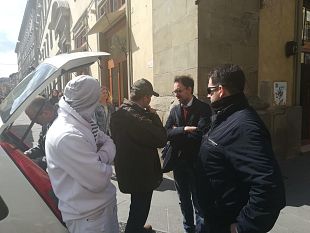 turista-americana-nel-mirino-di-due-borseggiatrici-seriali