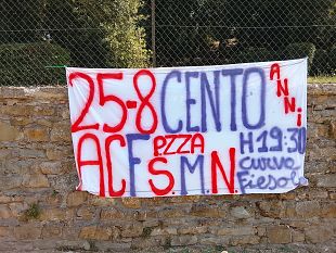 striscioni-a-firenze-i-tifosi-viola-preparano-la-festa-dei-100-anni