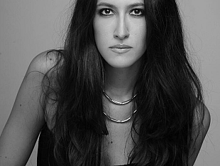 capalbio-libri-2014-lunedi-4-agosto-alle-19-annalisa-chirico