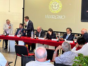 vino-i-50-anni-della-cantina-sociale-colli-fiorentini