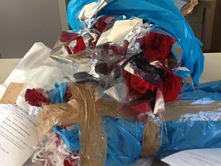 san-valentino-abusivo-sequestrati-150-mazzetti-di-fiori-a-firenze