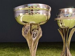 al-museo-del-calcio-le-coppe-dei-trionfi-degli-azzurrini