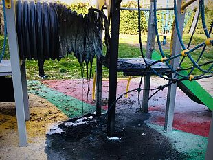 area-giochi-in-fiamme-e-stato-un-ragazzino-di-11-anni