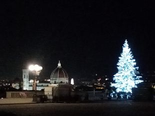 luci-incantevoli-su-firenze-nel-periodo-natalizio