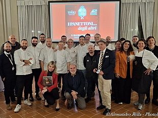 a-firenze-il-successo-de-i-panettoni-degli-altri-a-palazzo-gaddi