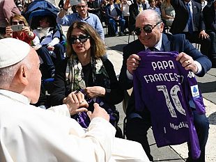 morto-papa-francesco-il-cordoglio-della-fiorentina