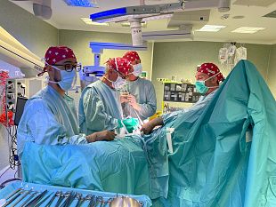 operazione-allospedale-di-ponte-a-niccheri-in-diretta-con-15-paesi