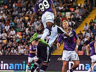 la-fiorentina-si-suicida-a-udine