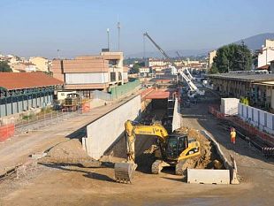 sottoattraversamento-tav-a-firenze-i-due-binari-del-pd-nel-tunnel