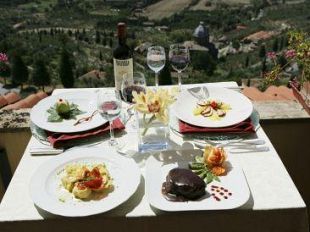 a807072148-tuscan-sun-festival-tante-degustazioni-con-i-vini-della-doc-cortona