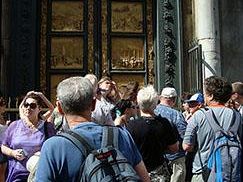 turismo-in-toscana-numeri-record-grazie-a-internet
