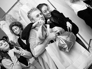 a911161241-sfilata-di-spose-ecco-il-backstage