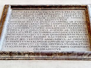 capodanno-fiorentino-nella-loggia-dei-lanzi-una-targa-speciale