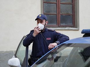 bande-di-giovani-si-sfidano-alle-cure