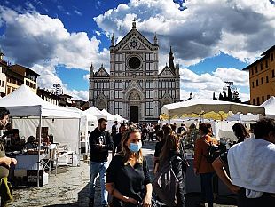 piazza-santa-croce-invasa-dagli-artisti-della-ceramica