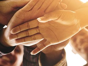 socialmente-nuovo-bando-aperto-da-fondazione-caript