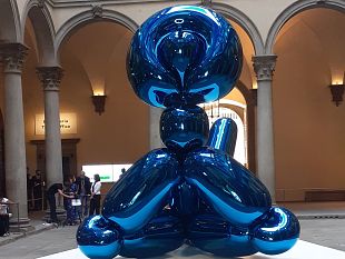 la-recensione-jeff-koons-unarte-che-emana-fluido-ottimismo